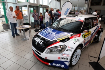 Autogramiáda Barum Czech Rally Zlín 31. 8. 2012 (Josef Petrů)