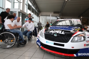 Autogramiáda Barum Czech Rally Zlín 31. 8. 2012 (Josef Petrů)