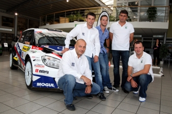 Autogramiáda Barum Czech Rally Zlín 31. 8. 2012 (Josef Petrů)